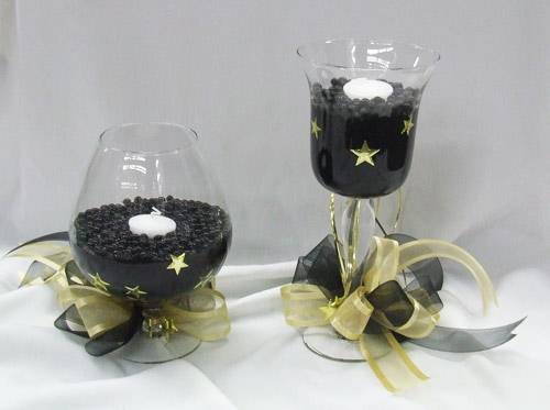 black and gold centrepieces