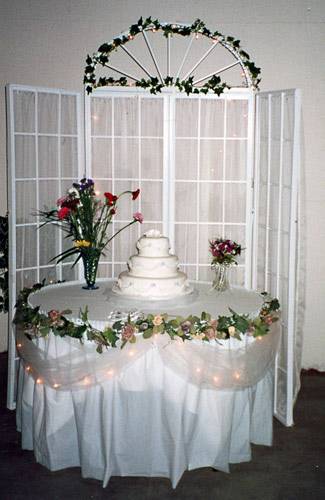 cake table